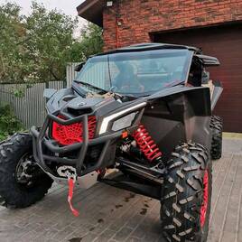Лобовое стекло с подогревом и стеклоочистителем для Can-Am Maverick X3 (триплекс)